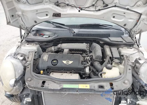 2011 Mini Cooper Clubman из США, поврежденный, VIN WMWZF3C55BTY00807